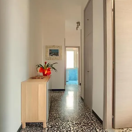 Di Fronte Pista Ciclabile Con 2 Da Letto E Wifi Lägenhet *