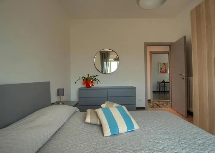 Apartamento Di Fronte Pista Ciclabile Con 2 Da Letto E Wifi *
